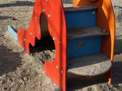 Горка для детей на дачу - лучшая идея для игр Горка для детей на дачу - лучшая идея для игр