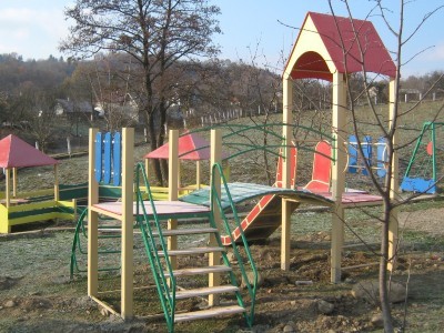 Развивающие игровые площадки для детского досуга